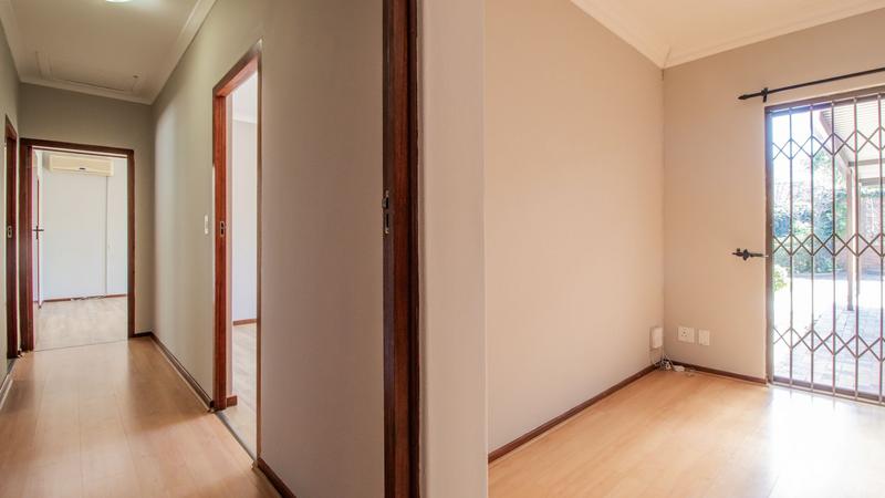 4 Bedroom Property for Sale in Kenridge Western Cape
